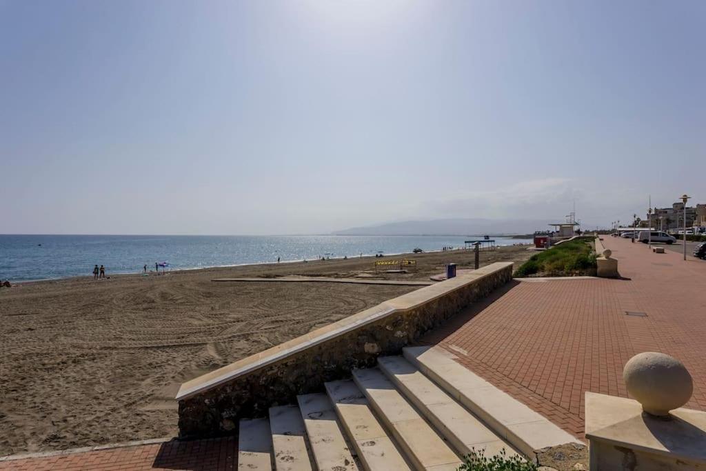 Loft primera línea playa, Cabo de Gata, Wifi Apartman Retamar  Kültér fotó